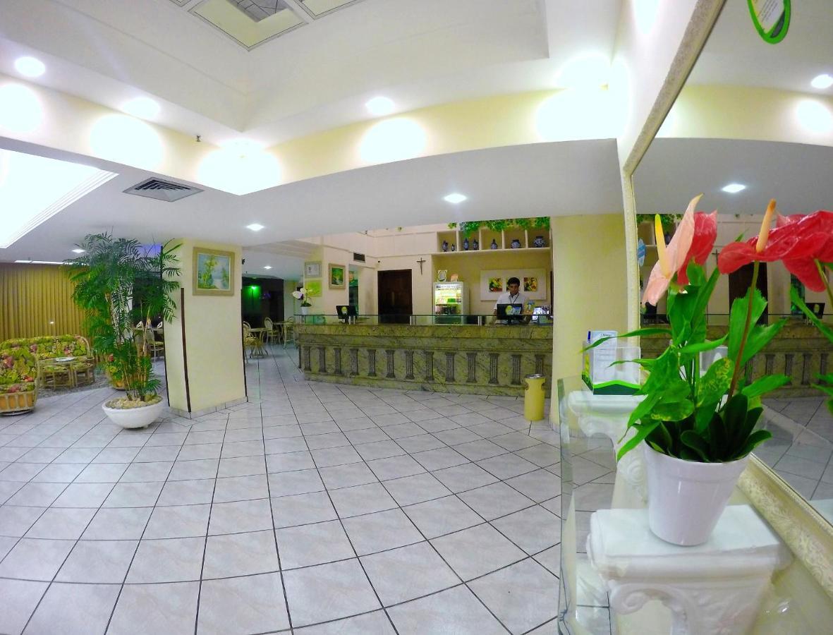 Yak Ponta Negra Hotel 3*